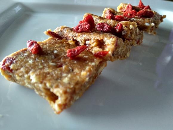 Chia & Goji Squares | Naturally Yours